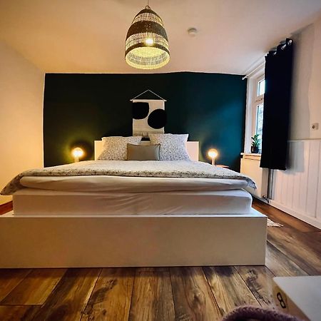 # One Apartment'S / Parkplatz / Schlossplatz Coburg Buitenkant foto