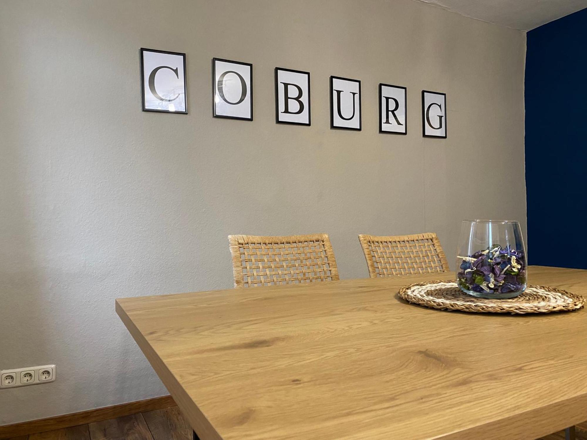 # One Apartment'S / Parkplatz / Schlossplatz Coburg Buitenkant foto