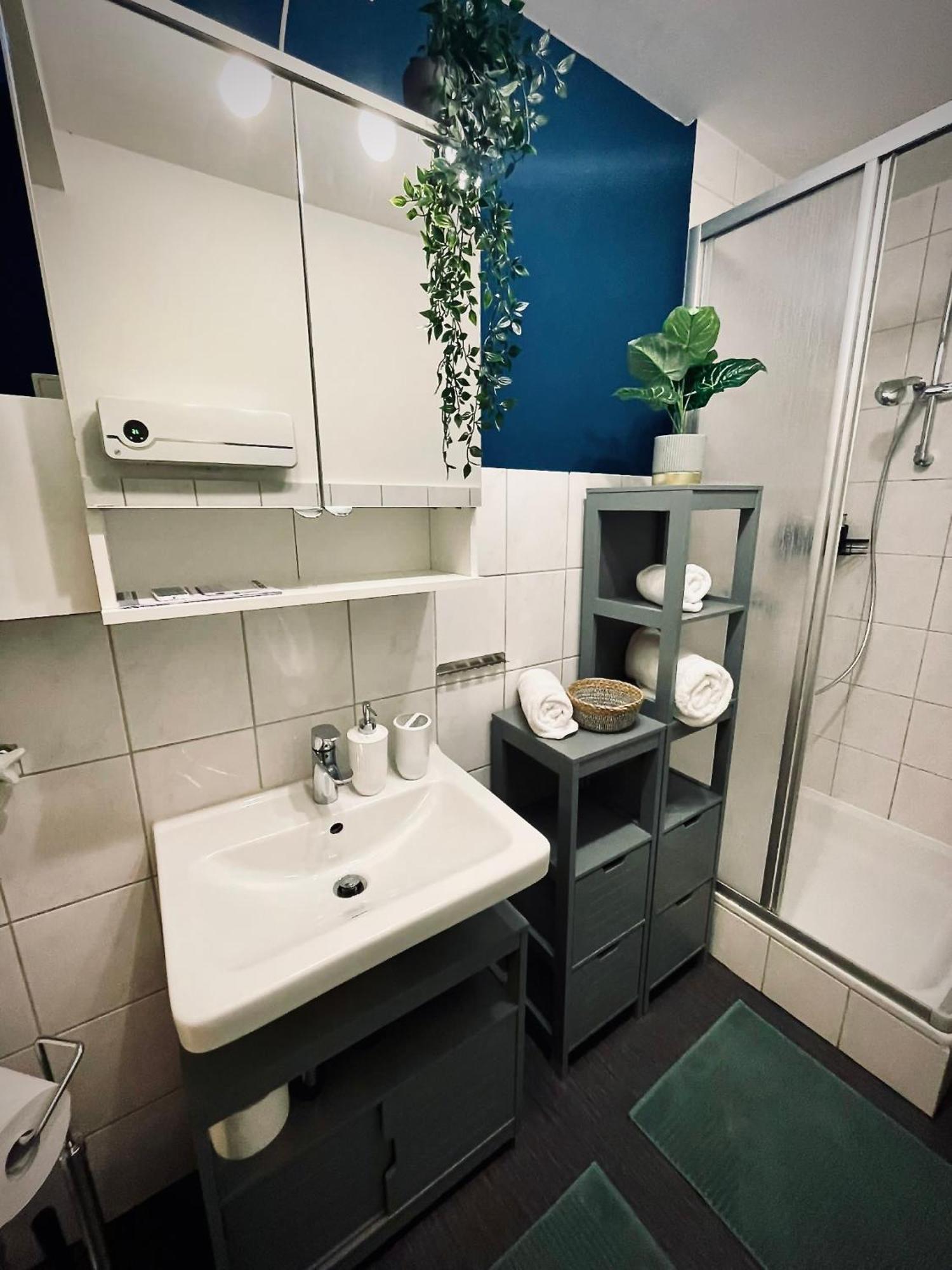 # One Apartment'S / Parkplatz / Schlossplatz Coburg Buitenkant foto